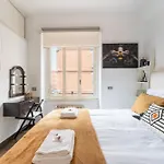 Dolce Vita Apartment Vatican - Metro Wifi Ac
